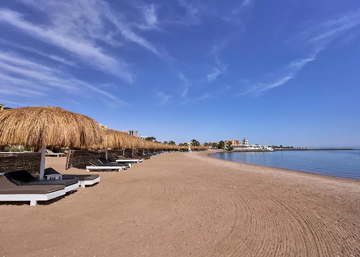 Üdülőközpont Ancient Sands Golf And Residences