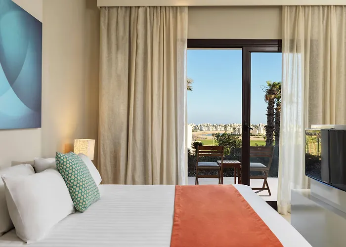 Üdülőközpont Ancient Sands Golf And Residences 5*